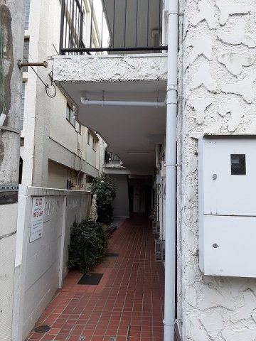 2/10 エントランス