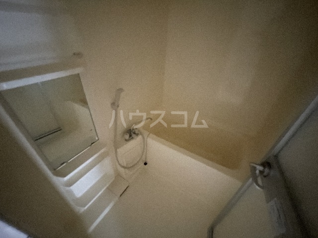 16/30 浴室