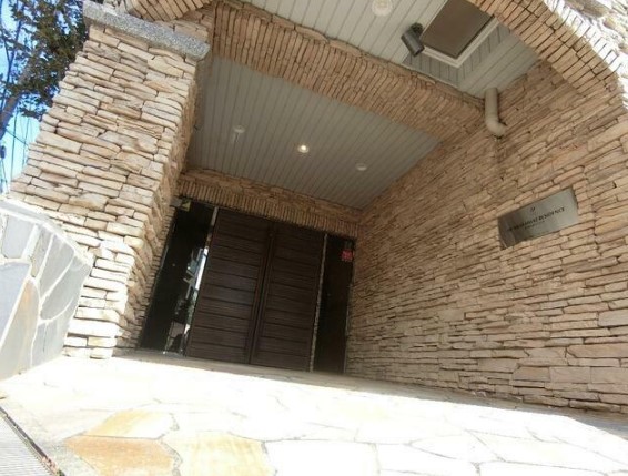 25/30 エントランス