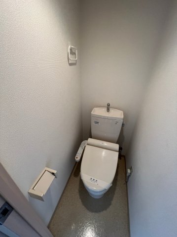 16/30 トイレ