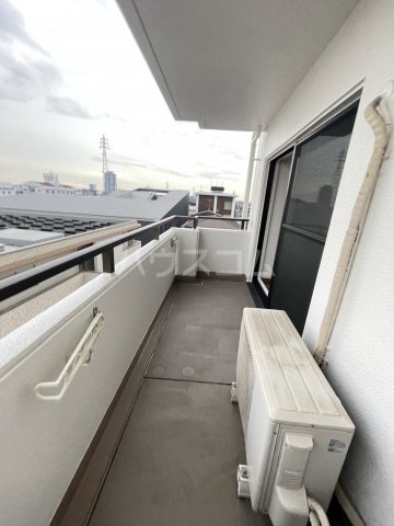 16/28 バルコニー