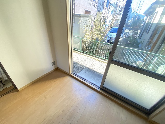 16/23 バルコニー