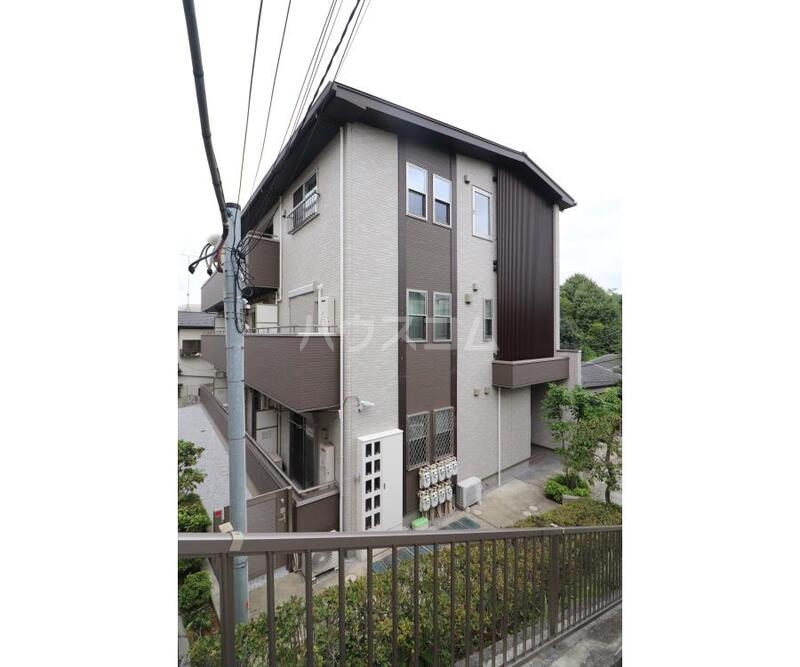2/8 外観