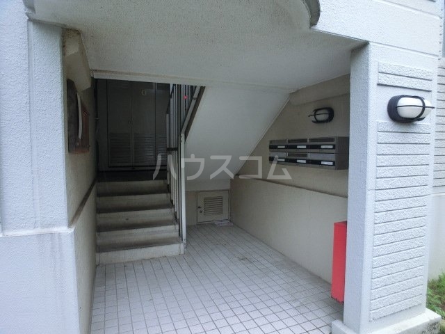 16/24 エントランス