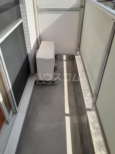 20/30 バルコニー