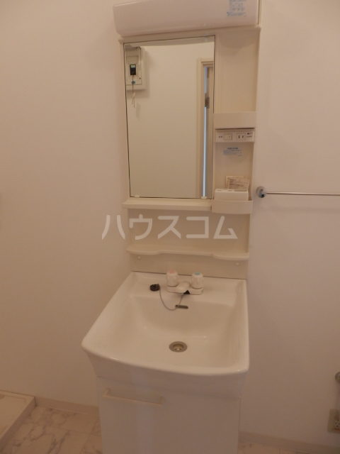 13/30 洗面