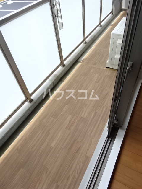 20/30 バルコニー