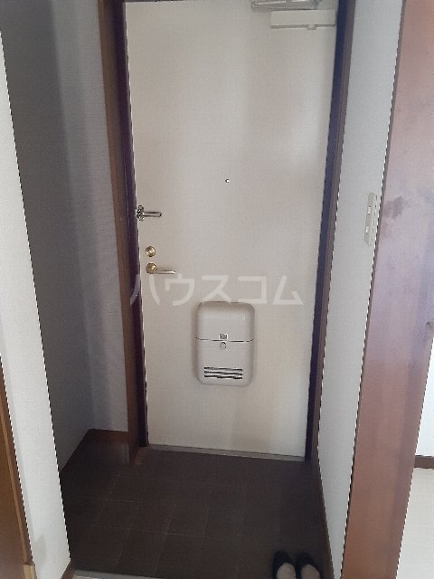 13/30 玄関