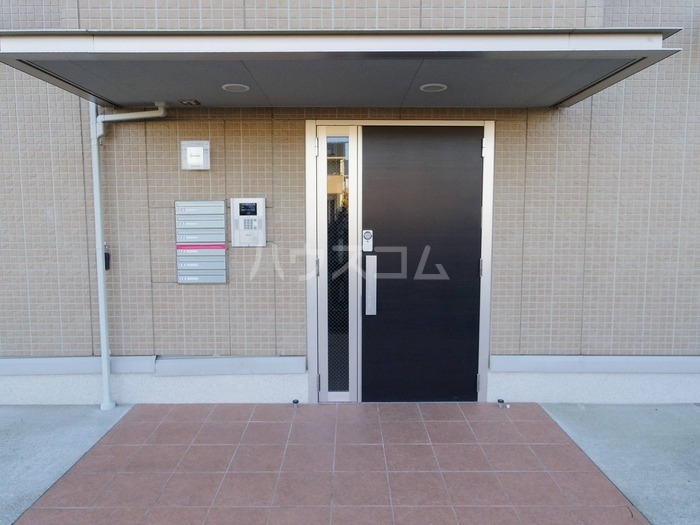 19/29 エントランス