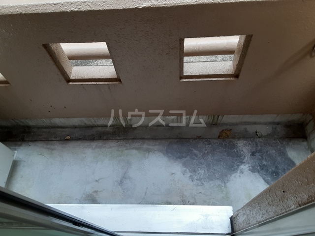 21/30 バルコニー