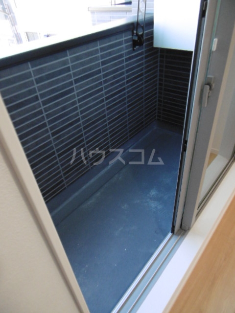 18/25 バルコニー