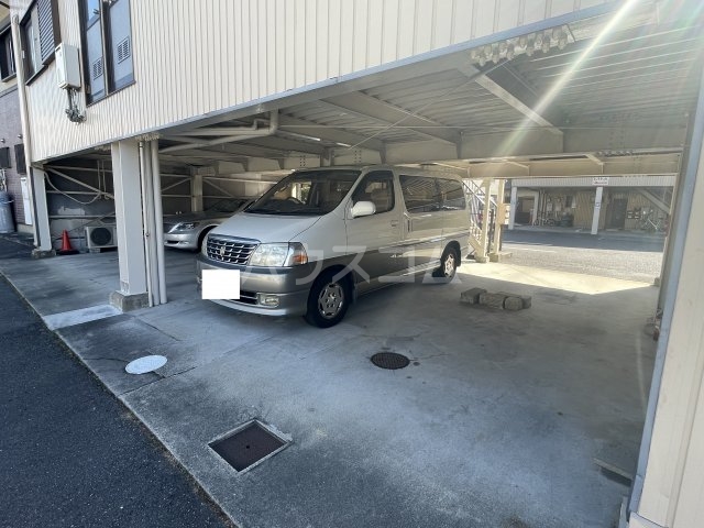 2/10 駐車場