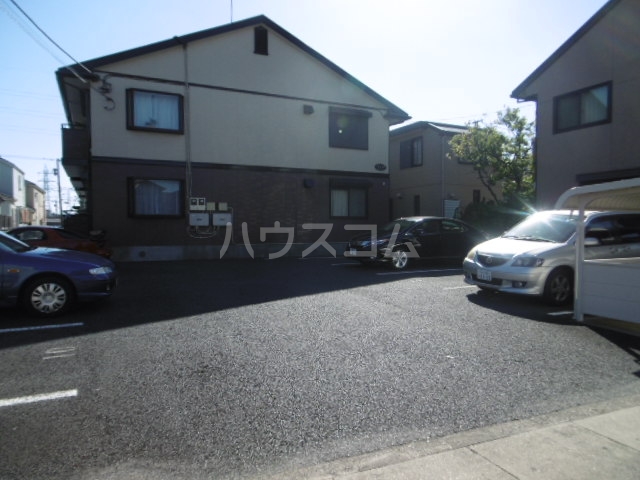 2/10 駐車場