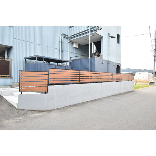 14/15 エントランス