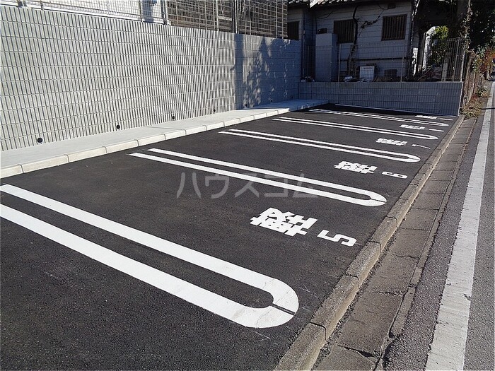 19/20 駐車場