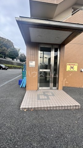 2/8 エントランス