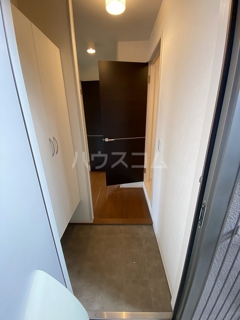 14/30 玄関