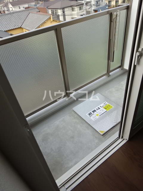 22/27 バルコニー