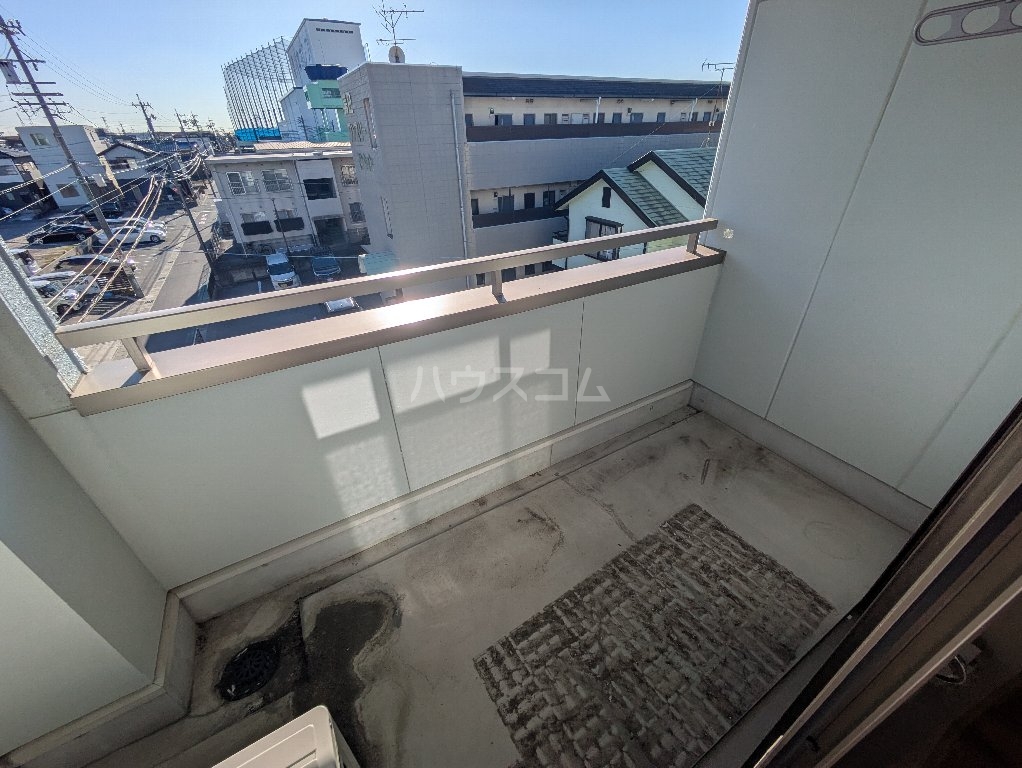 20/30 バルコニー