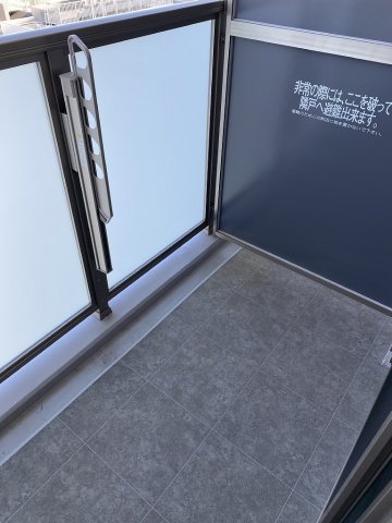 20/30 バルコニー