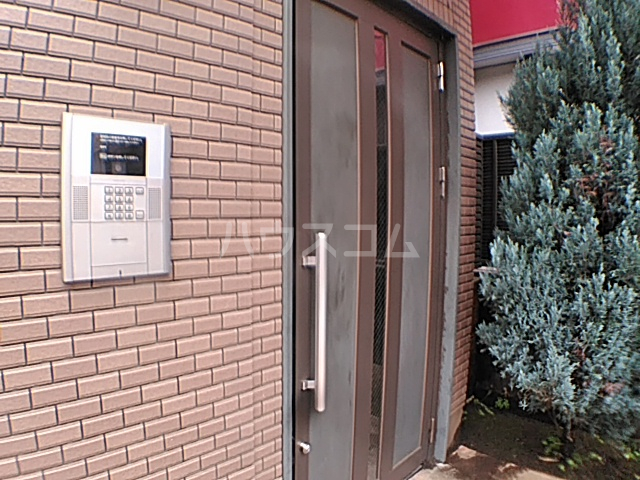 29/30 エントランス