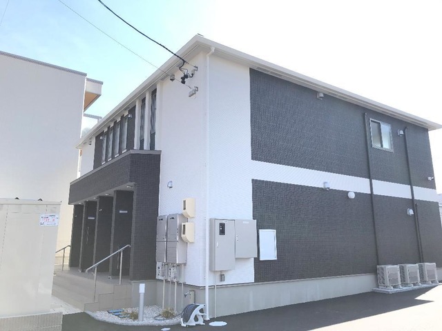 24/27 エントランス