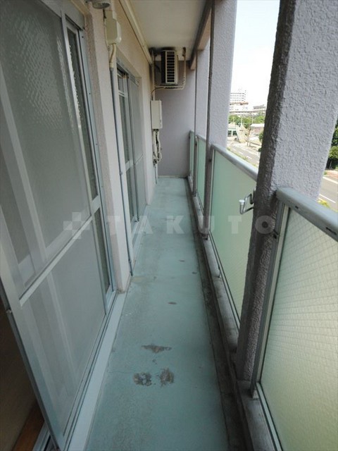 20/30 バルコニー