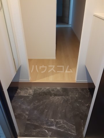 14/30 玄関