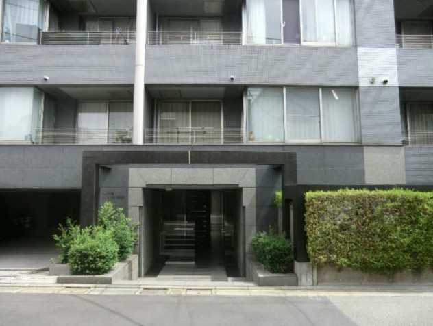 14/22 エントランス