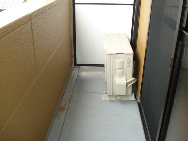 23/28 バルコニー