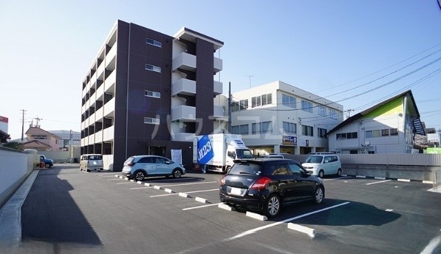 14/21 駐車場