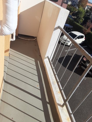 25/30 バルコニー