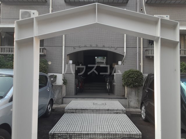 3/8 エントランス