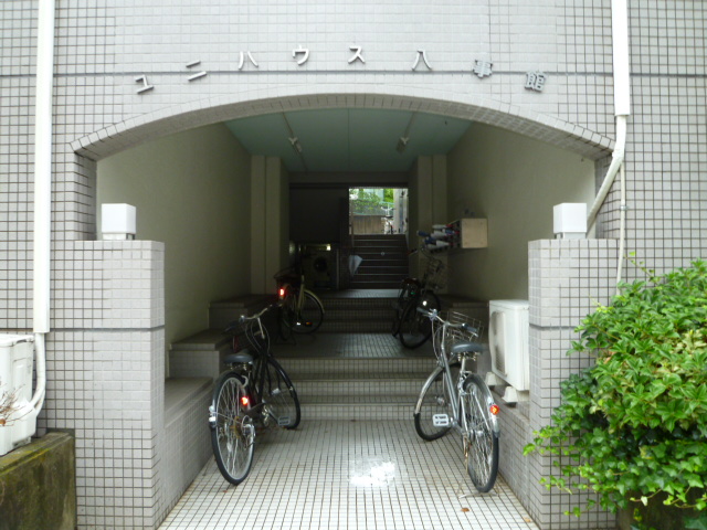 20/26 エントランス