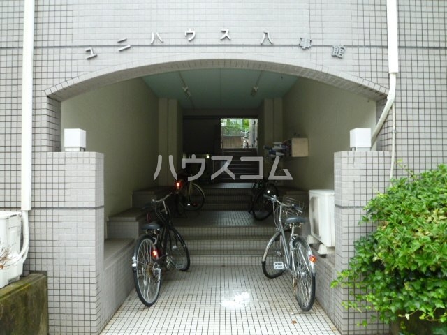 19/25 エントランス