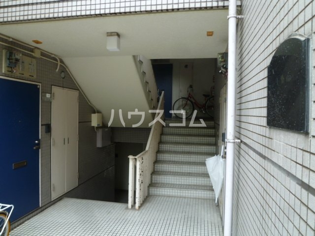 20/25 エントランス