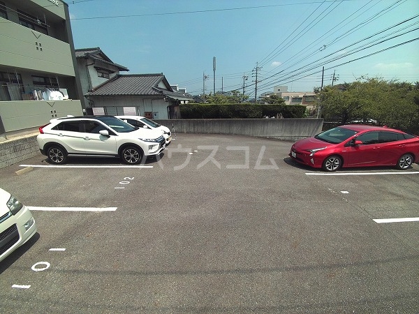 2/10 駐車場
