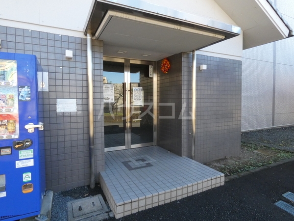 15/25 エントランス