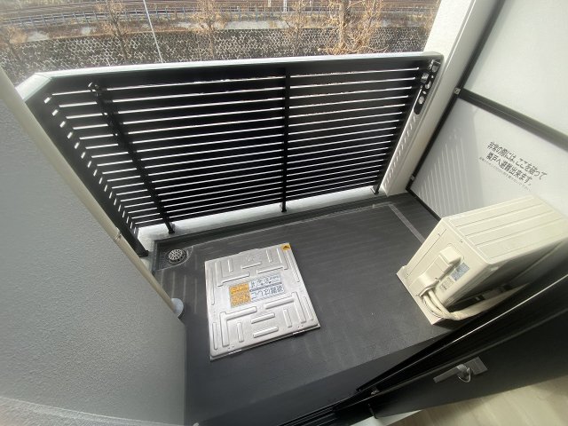 17/29 バルコニー