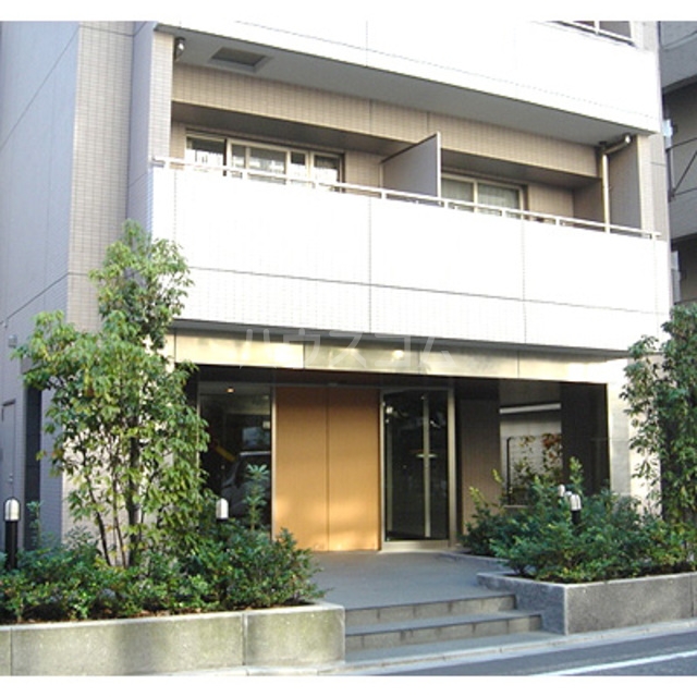 13/20 エントランス