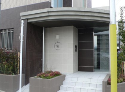 2/4 エントランス