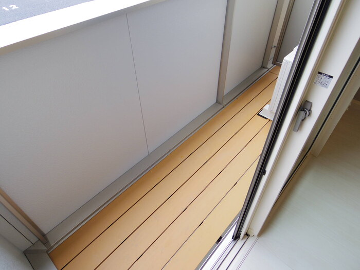 13/21 バルコニー