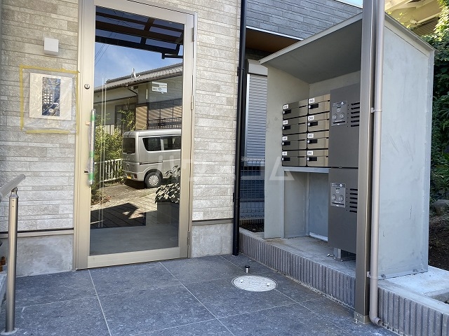 3/5 エントランス