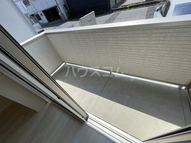 18/28 バルコニー