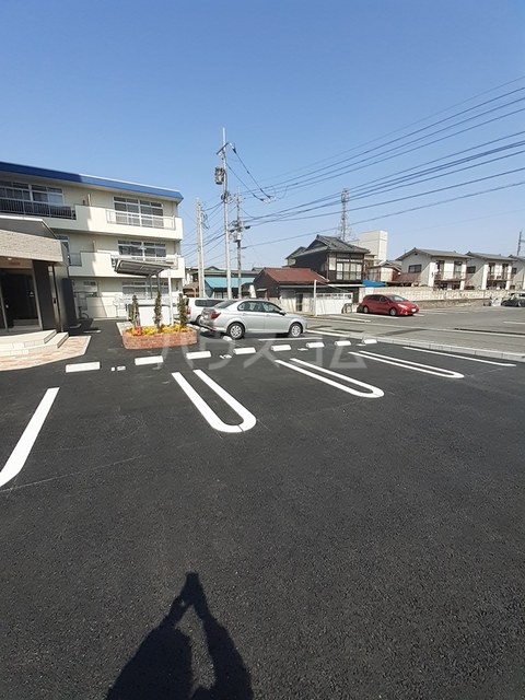 15/27 駐車場