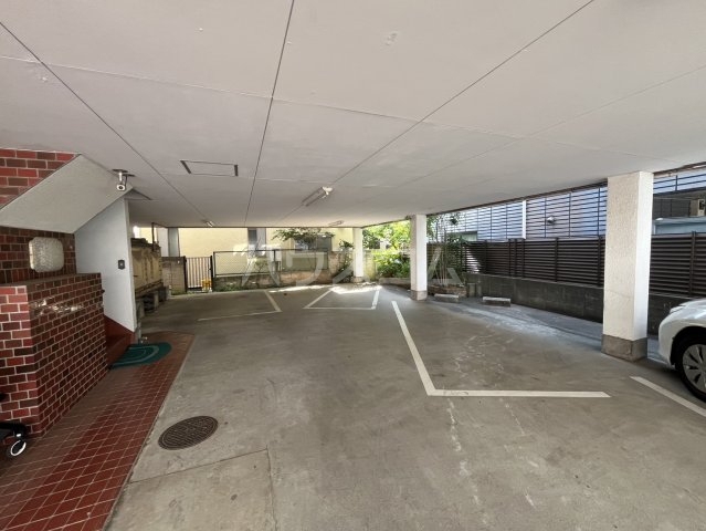 4/4 駐車場