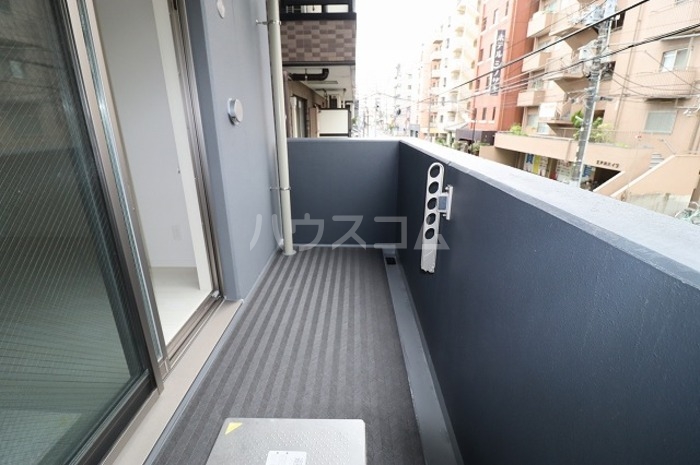 13/20 バルコニー