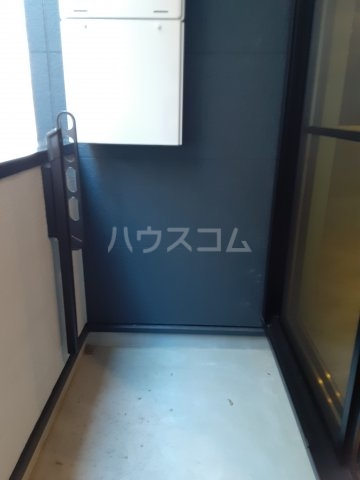 13/27 バルコニー