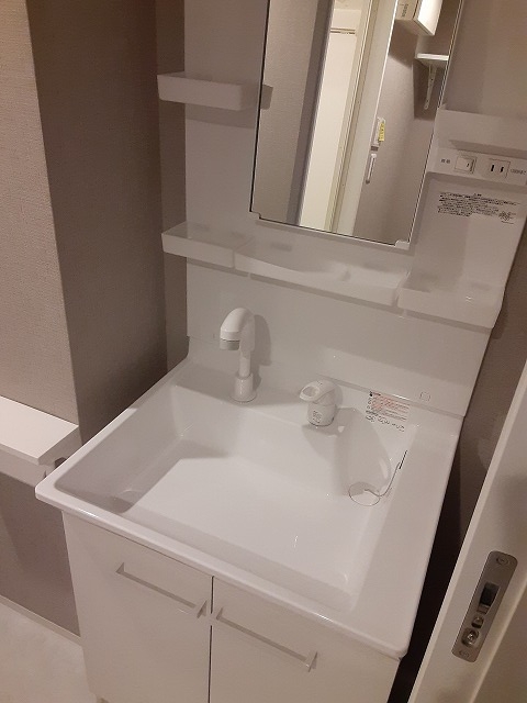 13/30 洗面