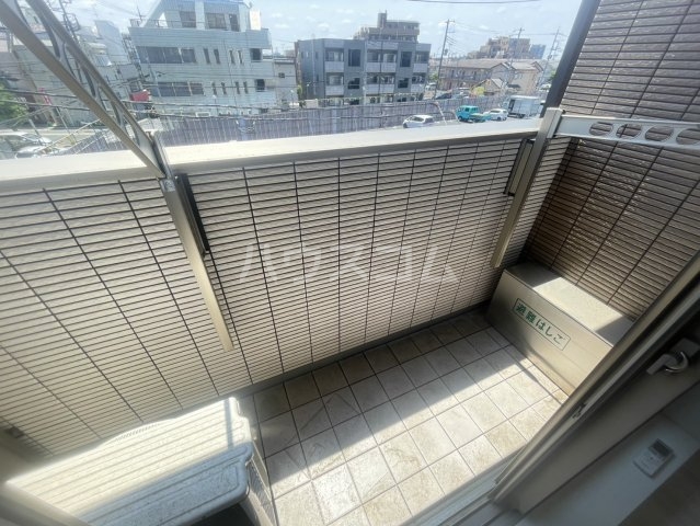 21/30 バルコニー